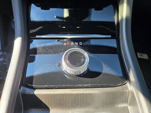 New 2025 Jeep Grand Cherokee Limited w/ Black Appearance Package RWD image 19