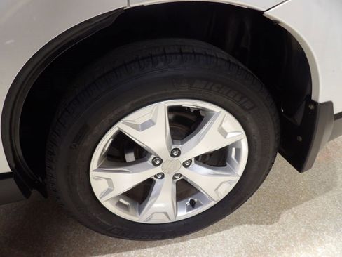 Used 2014 Subaru Forester 2.5i Touring image 15