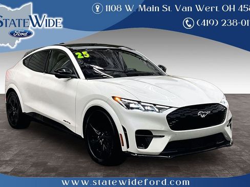 Used 2025 Ford Mustang Mach-E GT image 1