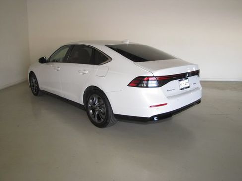 Certified 2024 Honda Accord EX-L image 23