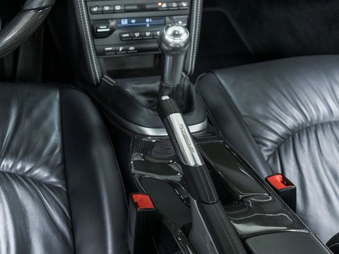 Used 2010 Porsche 911 Carrera 4S image 24