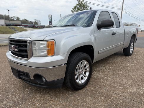 Used 2011 GMC Sierra 1500 SLE w/ Power Tech Package image 1