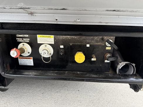 Used 2017 Mercedes-Benz Sprinter 3500 image 13