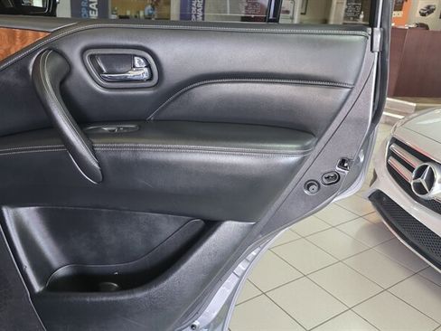 Used 2018 INFINITI QX80 4WD w/ Driver Assistance Package image 26