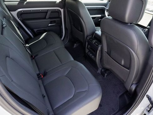 New 2026 Land Rover Defender 110 X-Dynamic SE AWD/4WD image 26