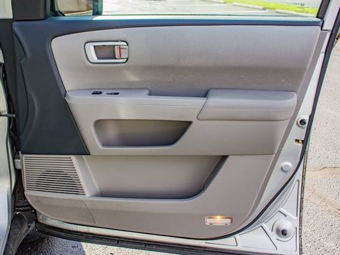 Used 2013 Honda Pilot EX image 17