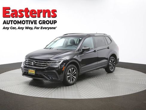 Used 2022 Volkswagen Tiguan S image 55