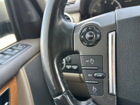 Used 2011 Land Rover LR4 HSE LUX AWD/4WD image 34
