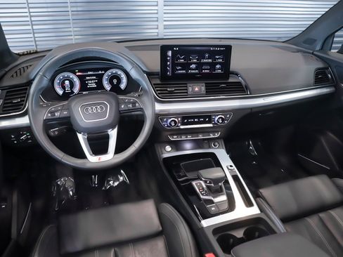 Used 2024 Audi Q5 2.0T Premium Plus AWD/4WD image 21