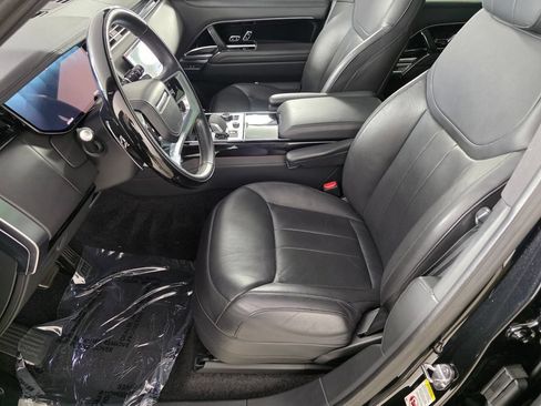 Used 2023 Land Rover Range Rover SE AWD/4WD image 9