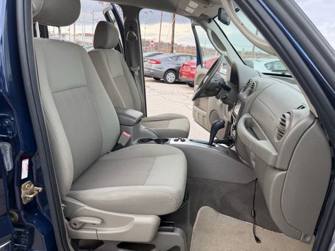 Used 2007 Jeep Liberty Limited image 16