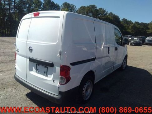 Used 2017 Nissan NV200 S w/ Cruise Control Package image 2
