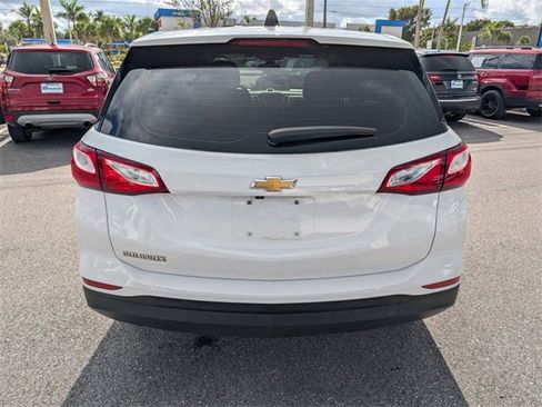 Used 2021 Chevrolet Equinox LS image 12
