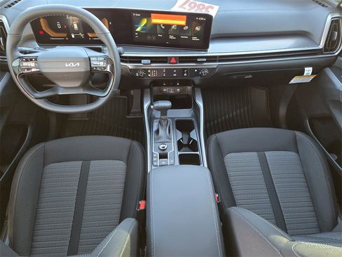 New 2026 Kia Sorento LX image 22