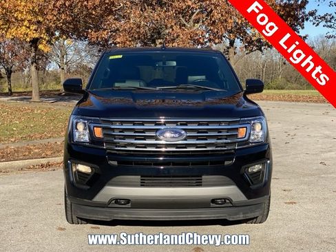 Used 2021 Ford Expedition XLT image 2