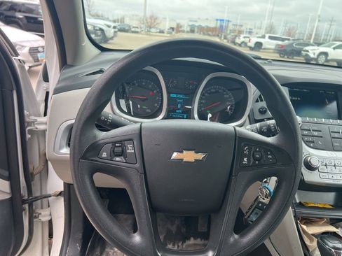 Used 2016 Chevrolet Equinox LS AWD/4WD image 11