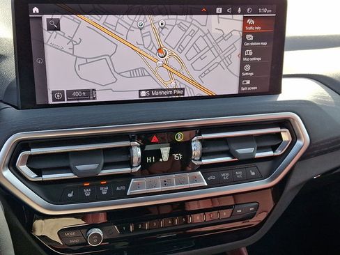 Certified 2023 BMW X4 xDrive30i w/ Premium Package image 17