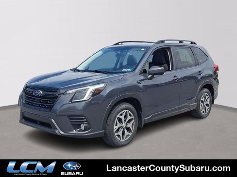 Certified 2023 Subaru Forester Premium AWD/4WD image 1