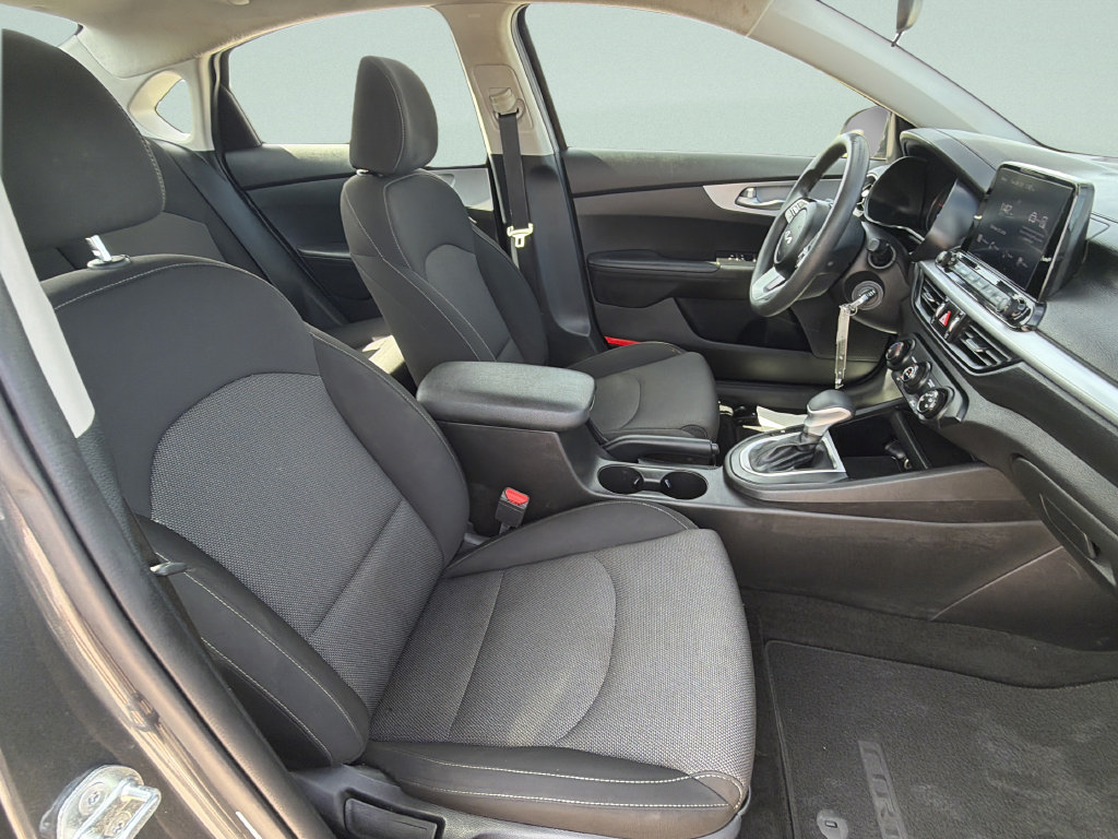 Used 2023 Kia Forte LXS FWD image 10