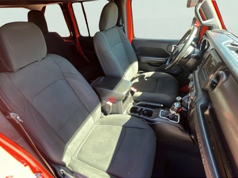 Used 2018 Jeep Wrangler Unlimited Sport S image 10