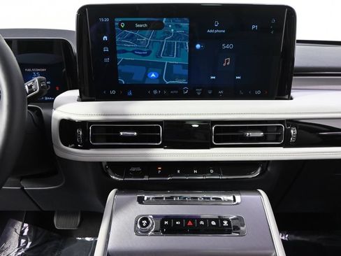 New 2026 Lincoln Aviator AWD image 26