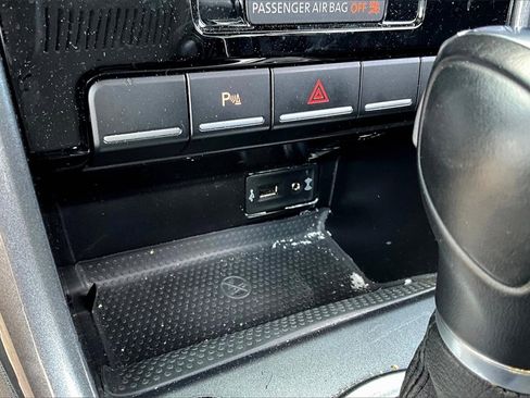 Used 2019 Volkswagen Beetle 2.0T SE image 29