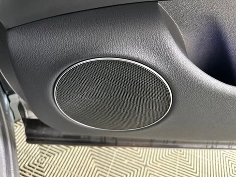 Used 2023 Genesis Electrified GV70 Advanced image 29