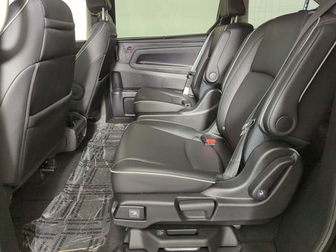 Certified 2025 Honda Odyssey Touring image 21