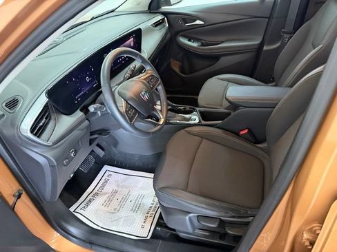 Used 2024 Buick Encore GX Preferred FWD image 17