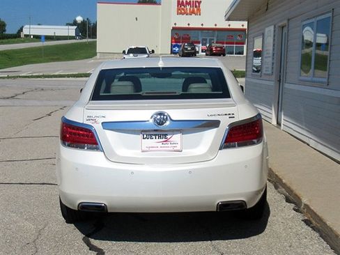 Used 2011 Buick LaCrosse CXS FWD image 8