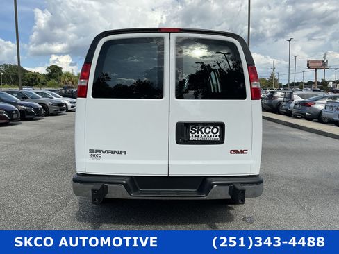 Used 2022 GMC Savana 2500 w/ Driver Convenience Package RWD image 5