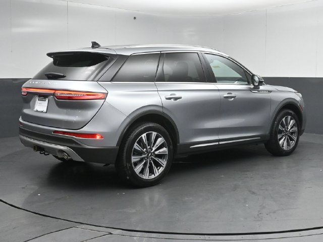 Certified 2022 Lincoln Corsair Reserve w/ Elements Package FWD image 7