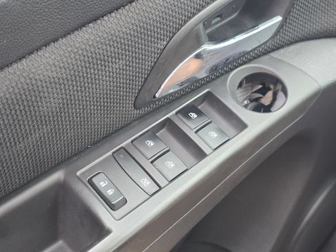 Used 2015 Chevrolet Cruze LT FWD image 27