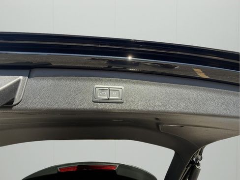 Used 2021 Audi Q3 2.0T Premium Plus w/ Premium Plus Package image 32