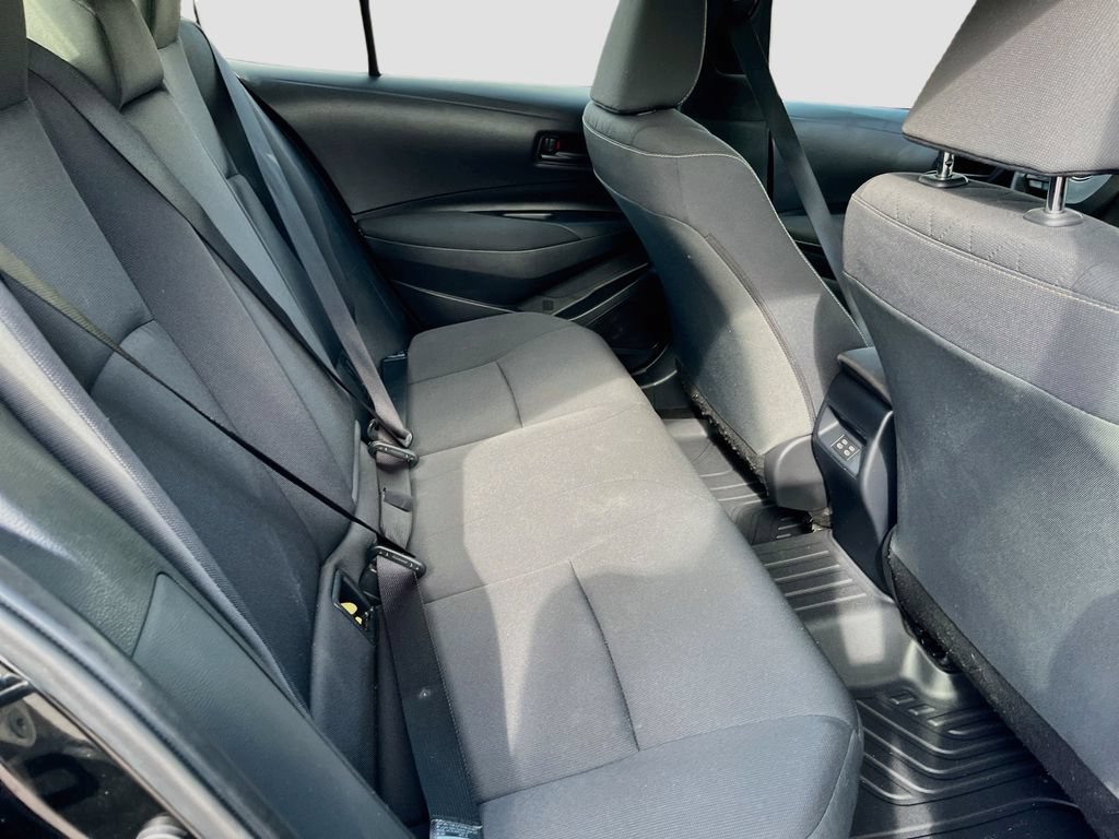 Used 2025 Toyota Corolla LE w/ LE Premium Package FWD image 24