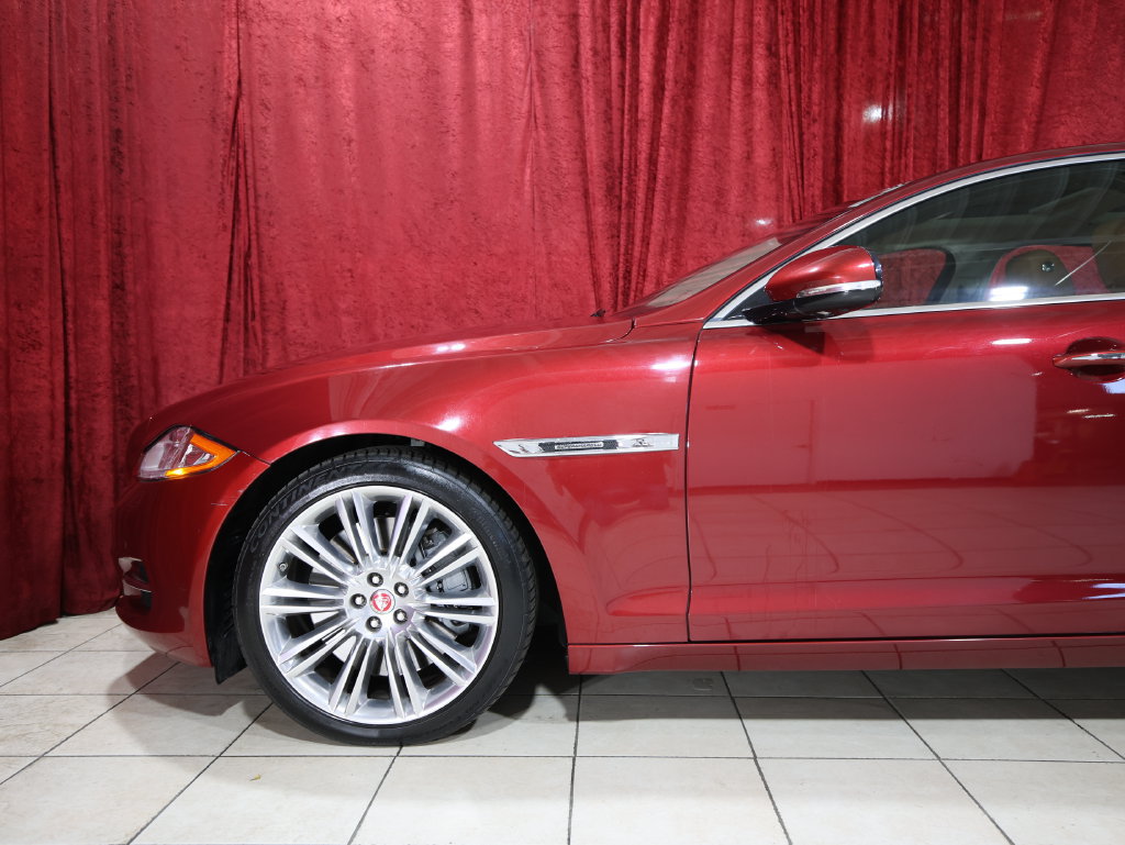 Used 2014 Jaguar XJ L Supercharged RWD image 4