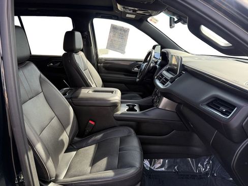 Used 2022 Chevrolet Tahoe RST w/ Luxury Package image 17