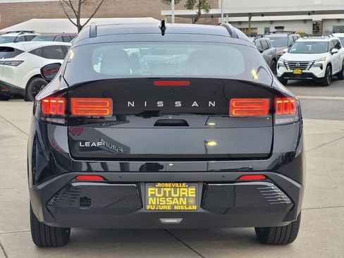 New 2026 Nissan Leaf Platinum+ w/ Cargo Package (Platinum+) image 6
