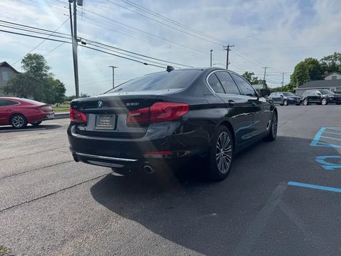 Used 2017 BMW 530i xDrive AWD/4WD image 3