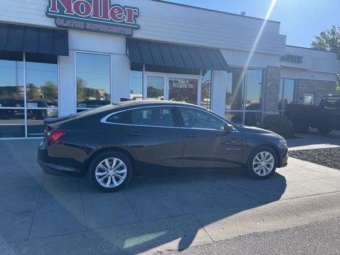 Used 2024 Chevrolet Malibu LT image 3