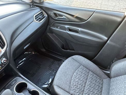 Certified 2024 Chevrolet Equinox LT image 30