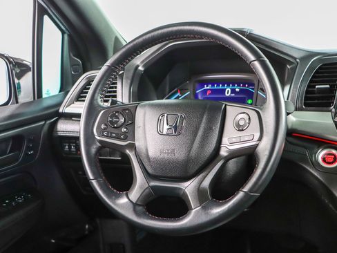 Used 2024 Honda Odyssey Sport image 12