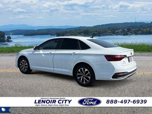Used 2024 Volkswagen Jetta S FWD image 5