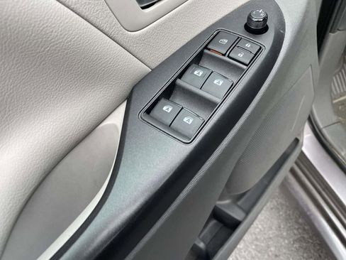 Used 2020 Toyota Sienna LE image 26