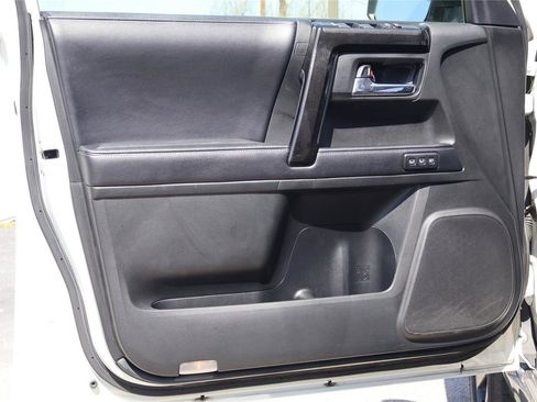 Used 2019 Toyota 4Runner Limited image 12