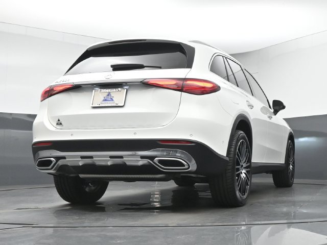 Used 2027 Mercedes-Benz GLC 300 image 40