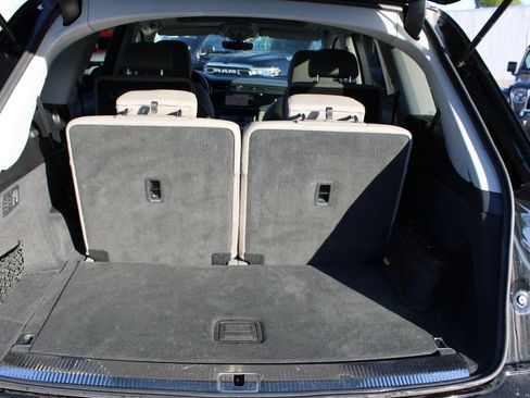 Used 2020 Audi Q7 3.0T Premium Plus image 34