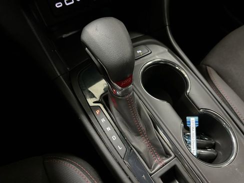 Used 2022 Chevrolet Equinox RS FWD image 17