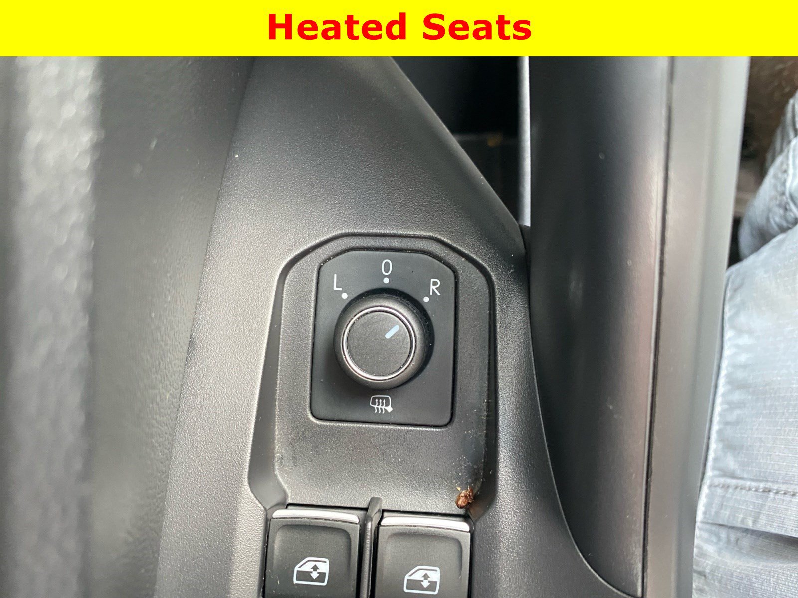 Used 2021 Volkswagen Jetta SE w/ SE Cold Weather Package FWD image 19