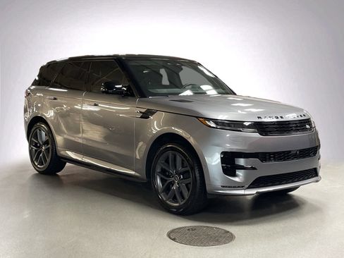 Used 2024 Land Rover Range Rover Sport Dynamic SE image 2